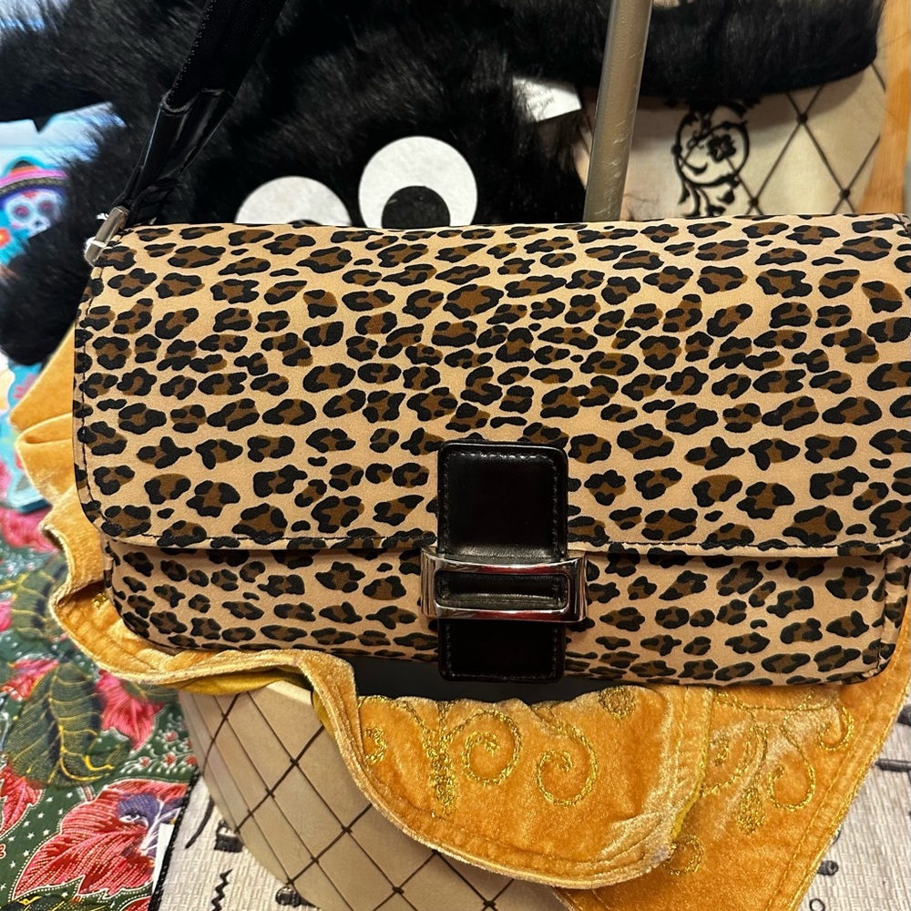 Purse - Picture 3 of 7